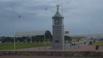 Semaphore Beach-side Clock