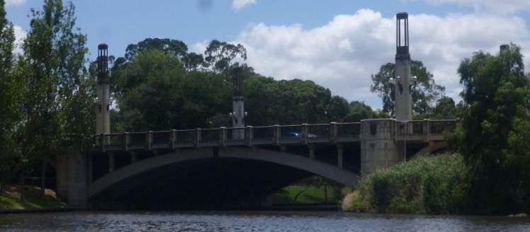 (pic - Story) Popeye - King William Bridge