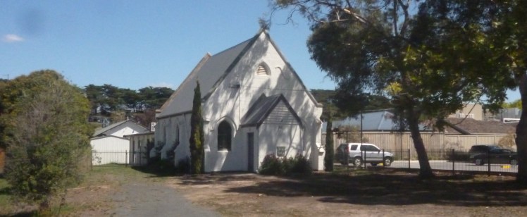 (pic - Story) Whittlesea - Pressie Church