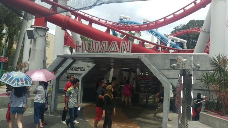 (pic - Story) Sentosa - Universal 01