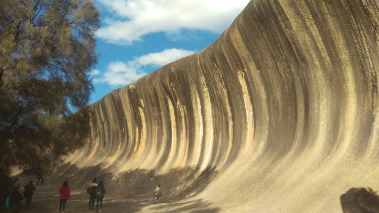 (pic - Story) Wave Rock - The Rock