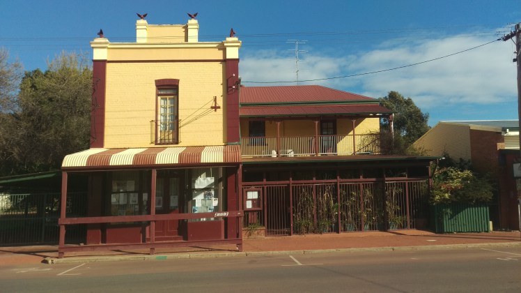 (pic - Story) Wave Rock - York